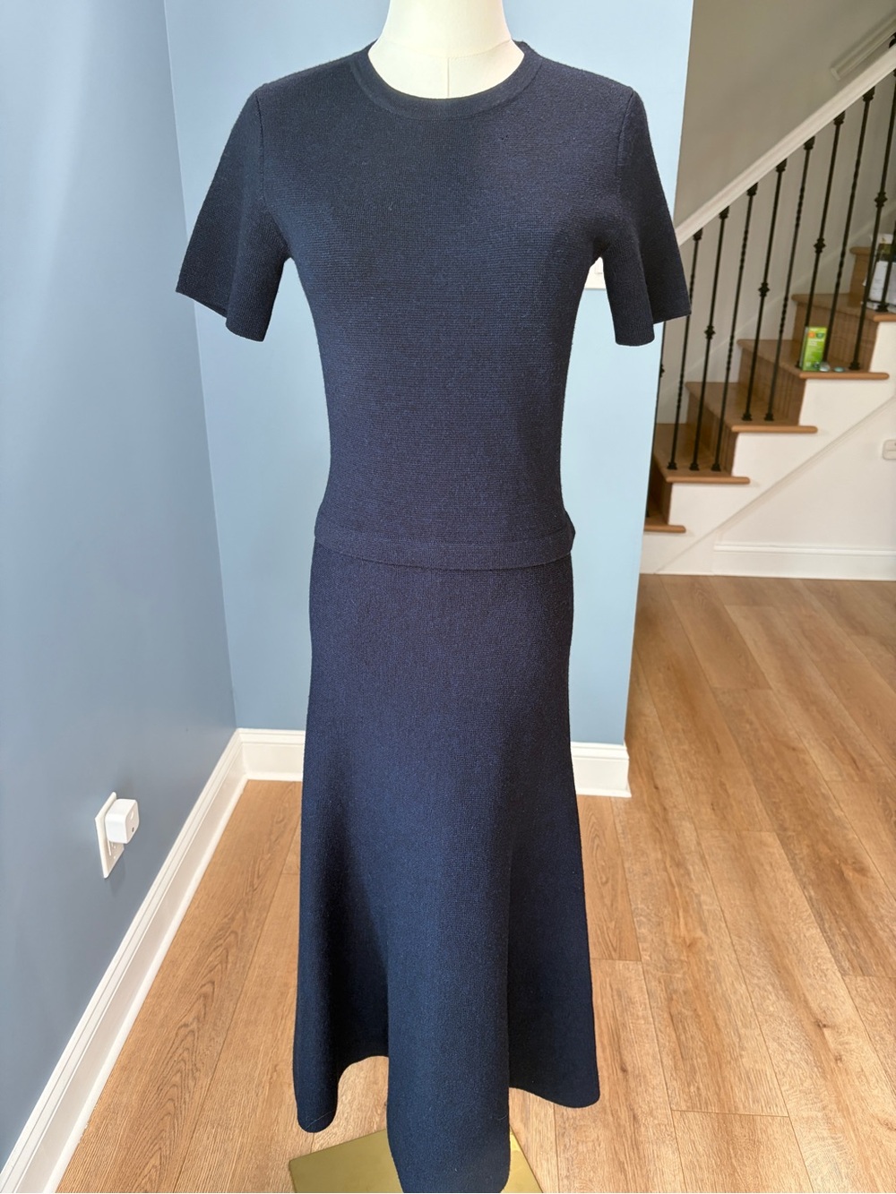 Iris & Ink Navy 100% Wool Knit Midi Dress Short Sleeve Size Small